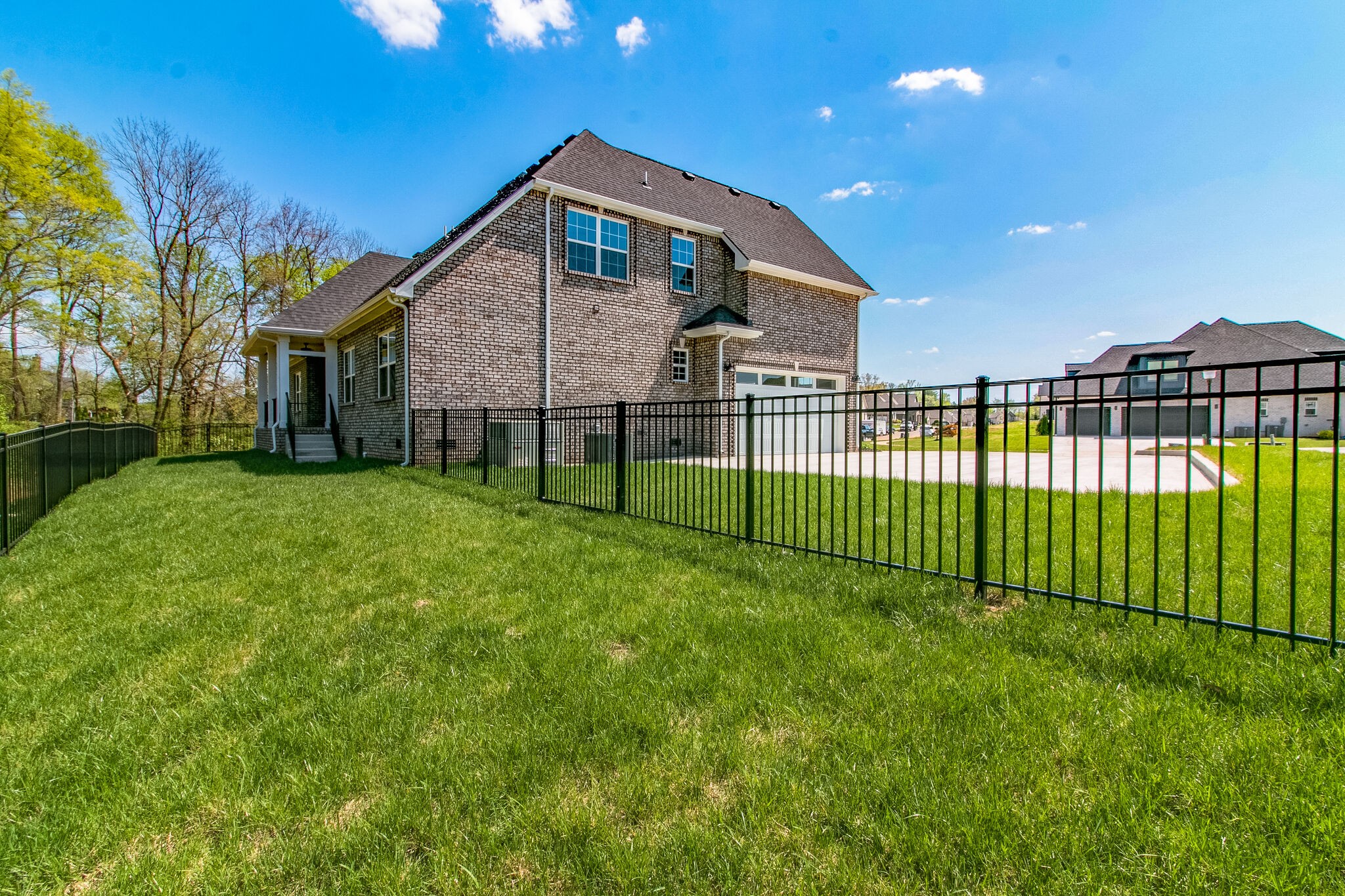 259 Harrowgate Drive Clarksville, TN 37043 - Photo 36 of 39 a view of a backyard of the house