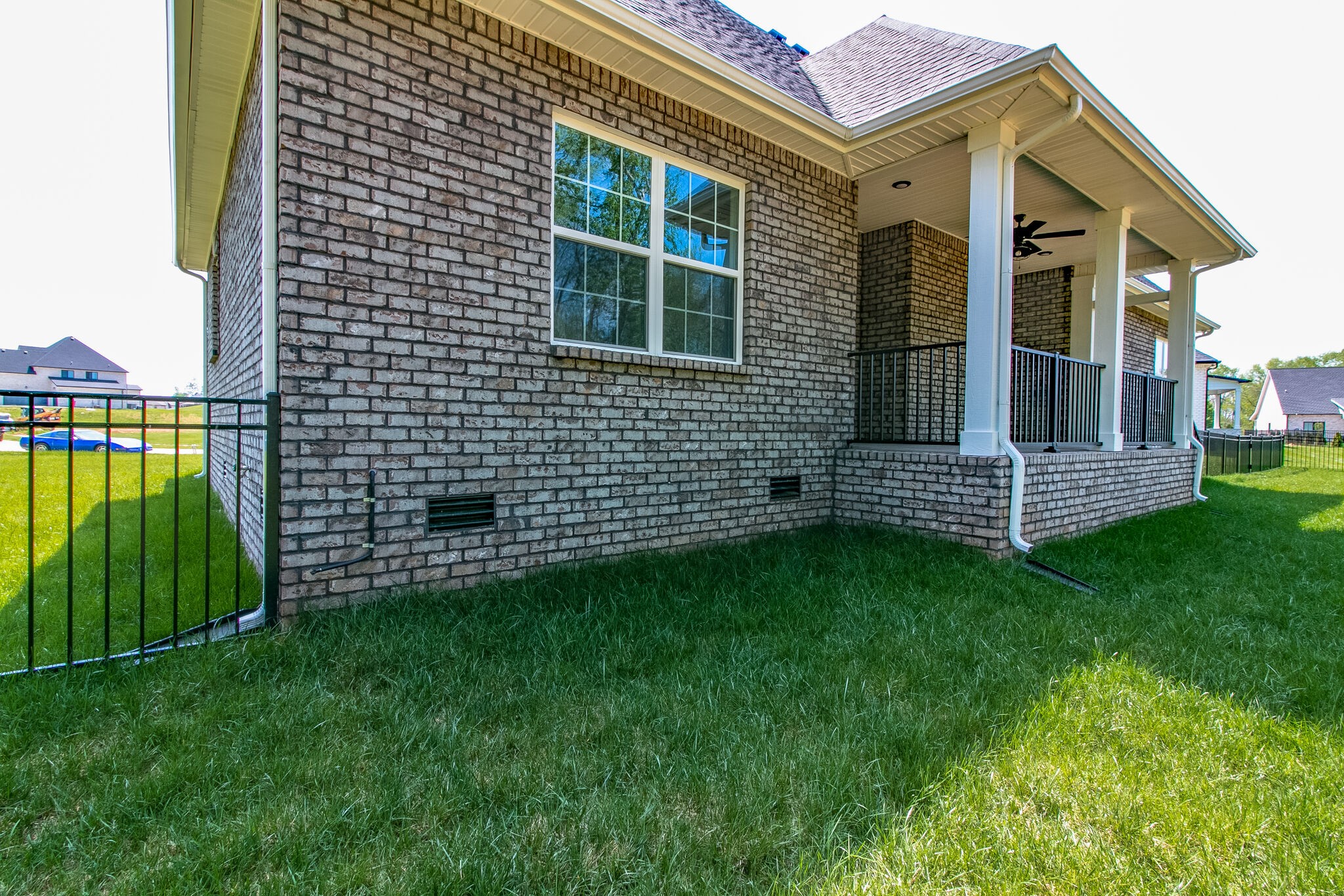 259 Harrowgate Drive Clarksville, TN 37043 - Photo 38 of 39 a view of a house with a backyard