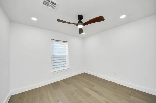 $1,095,000 | 12318 Queensbury Lane, Houston, TX 77024