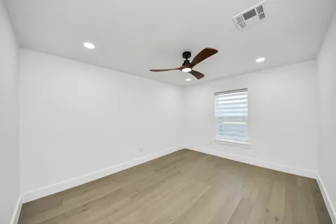 $1,095,000 | 12318 Queensbury Lane, Houston, TX 77024