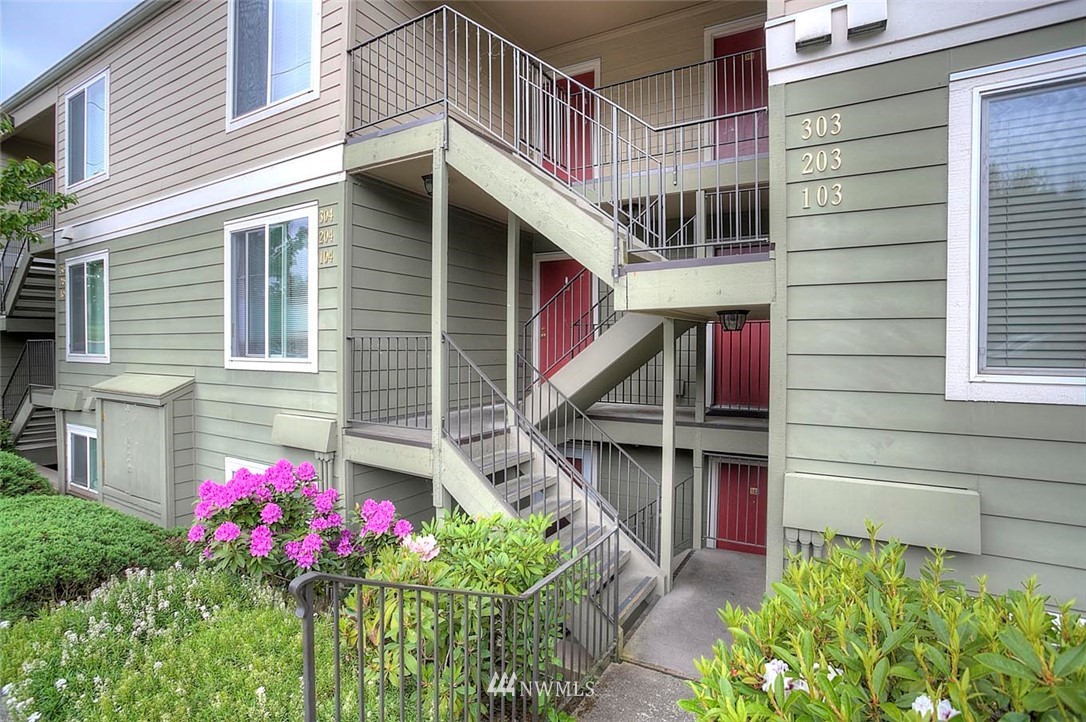 3233 Northeast 12th Street, Unit 203 Renton, WA 98056 - Photo 1 of 19 Gallery Image 1
