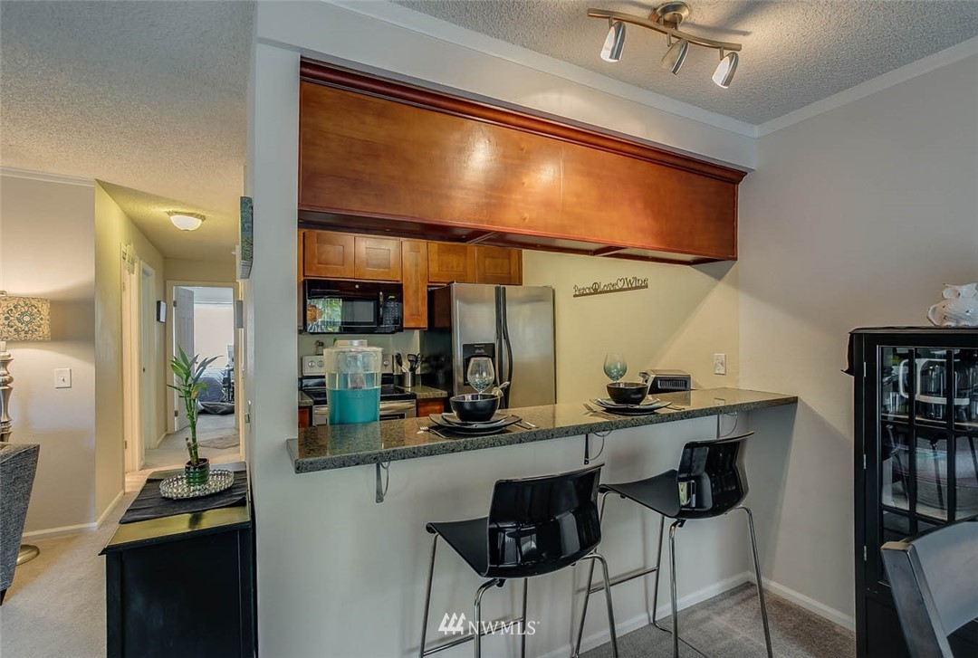 3233 Northeast 12th Street, Unit 203 Renton, WA 98056 - Photo 7 of 19 Gallery Image 7