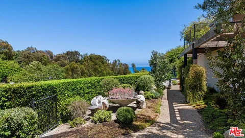 $14,995,000 | 28867 Grayfox Street, Malibu, CA 90265
