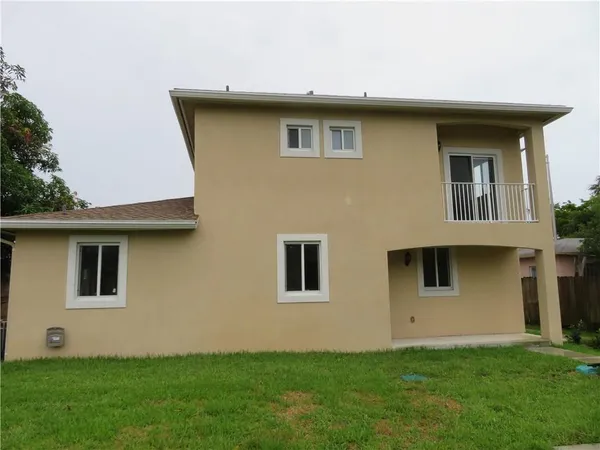 $2,900 | 1944 Sheridan Street, Unit A, Hollywood, FL 33020