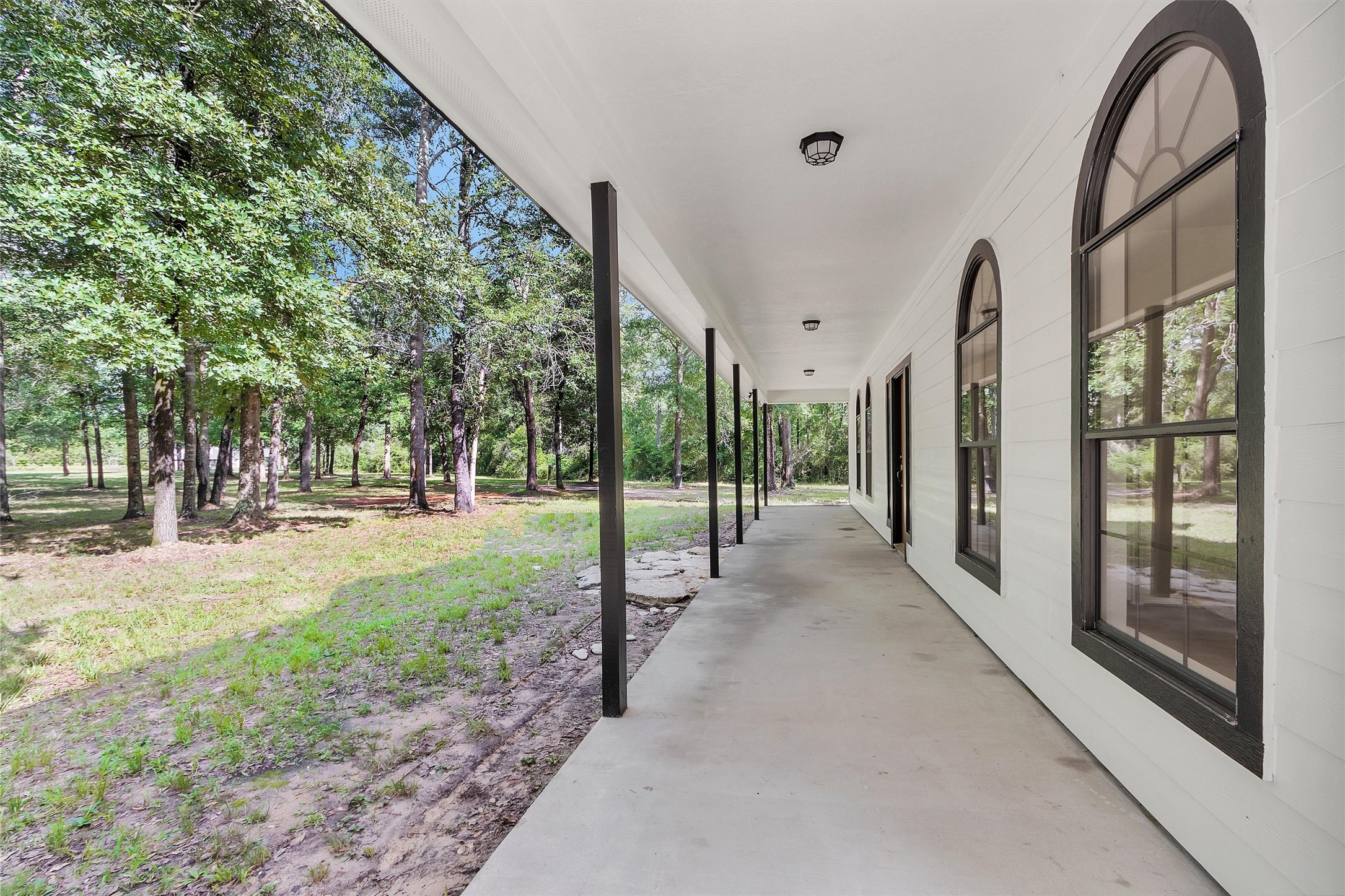 14657 Cedar Ln Loop Willis, TX 77378 - Photo 3 of 33