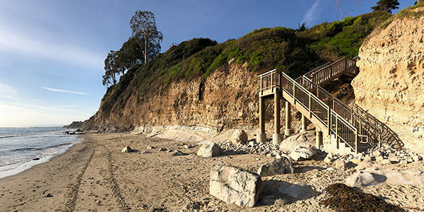 853 Fellowship Road Santa Barbara, CA 93109 - Photo 32 of 34 a view of a yard