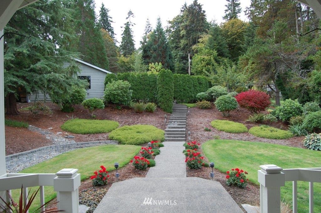 5040 Meridian Road Northeast Olympia, WA 98516 - Photo 9 of 25 Gallery Image 9