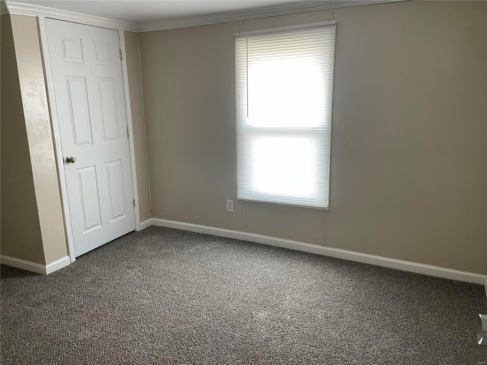 812 Pine Ridge Drive Fenton, MO 63026 - Photo 3 of 7