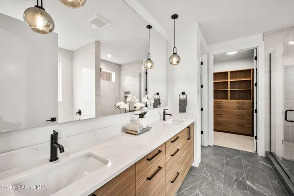 $984,000 | 974 East Steeple Chase Road, Hayden, ID 83835