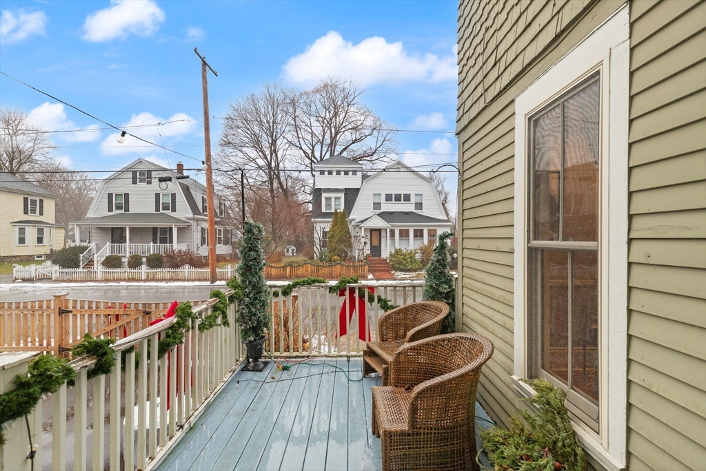 142 Railroad Avenue Hamilton, MA 01982 - Photo 25 of 29 a view of a balcony with furniture