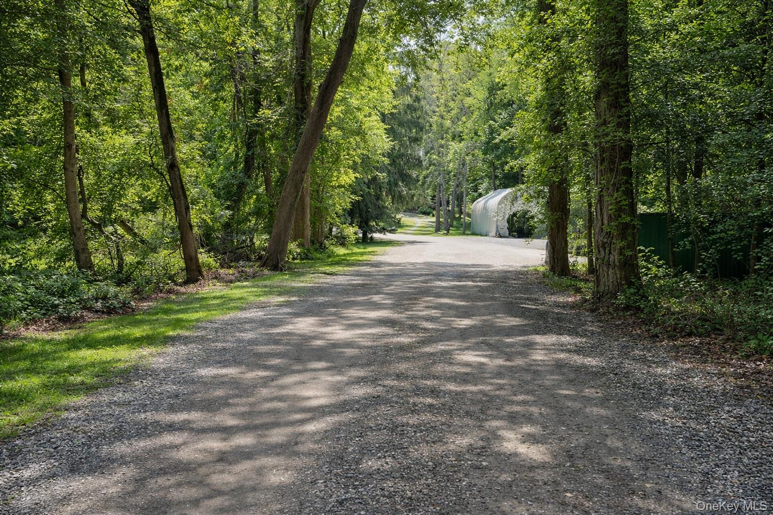 77 Shore Road Mount Sinai, NY 11766 - Photo 3 of 33