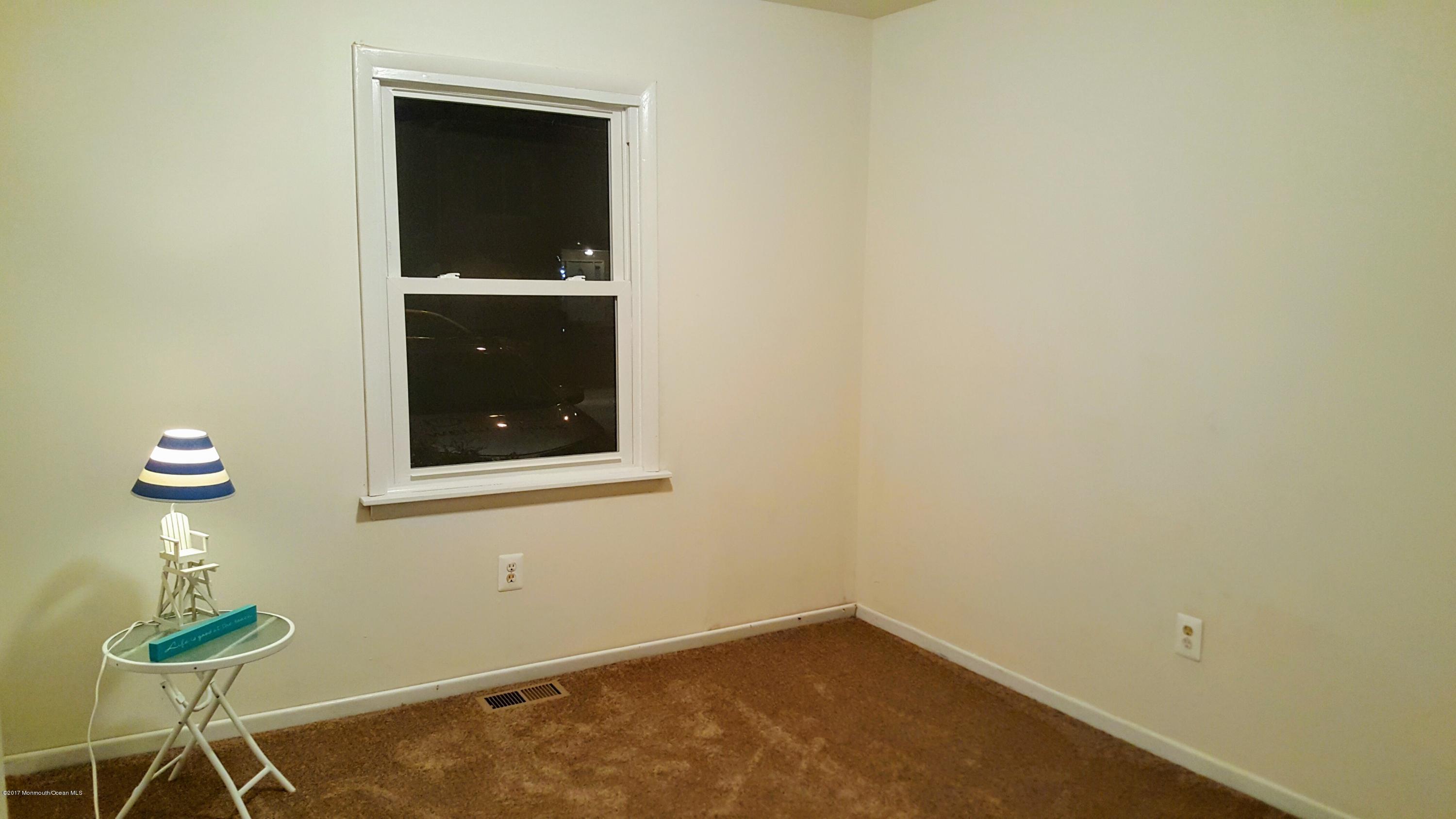 5 Commodore Drive Brick, NJ 08723 - Photo 13 of 32 20170116_175644