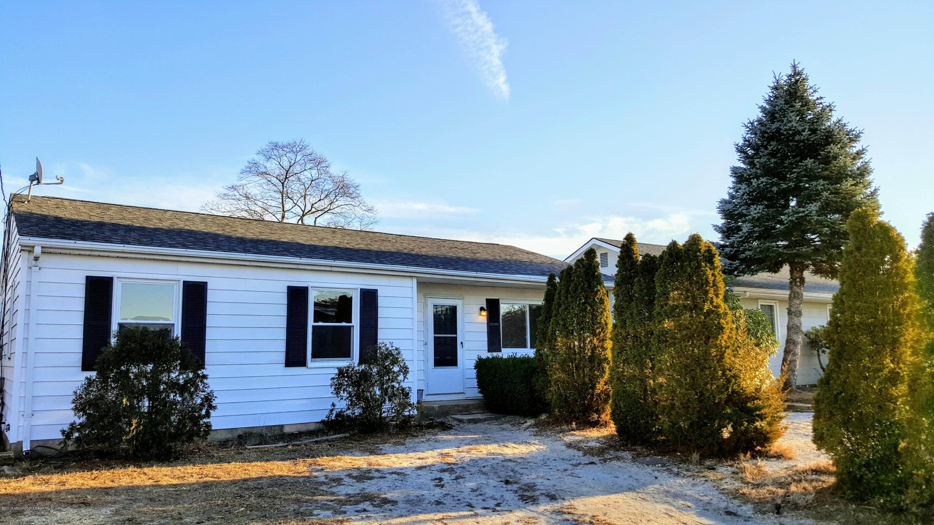 5 Commodore Drive Brick, NJ 08723 - Photo 20 of 32 20170101_153601