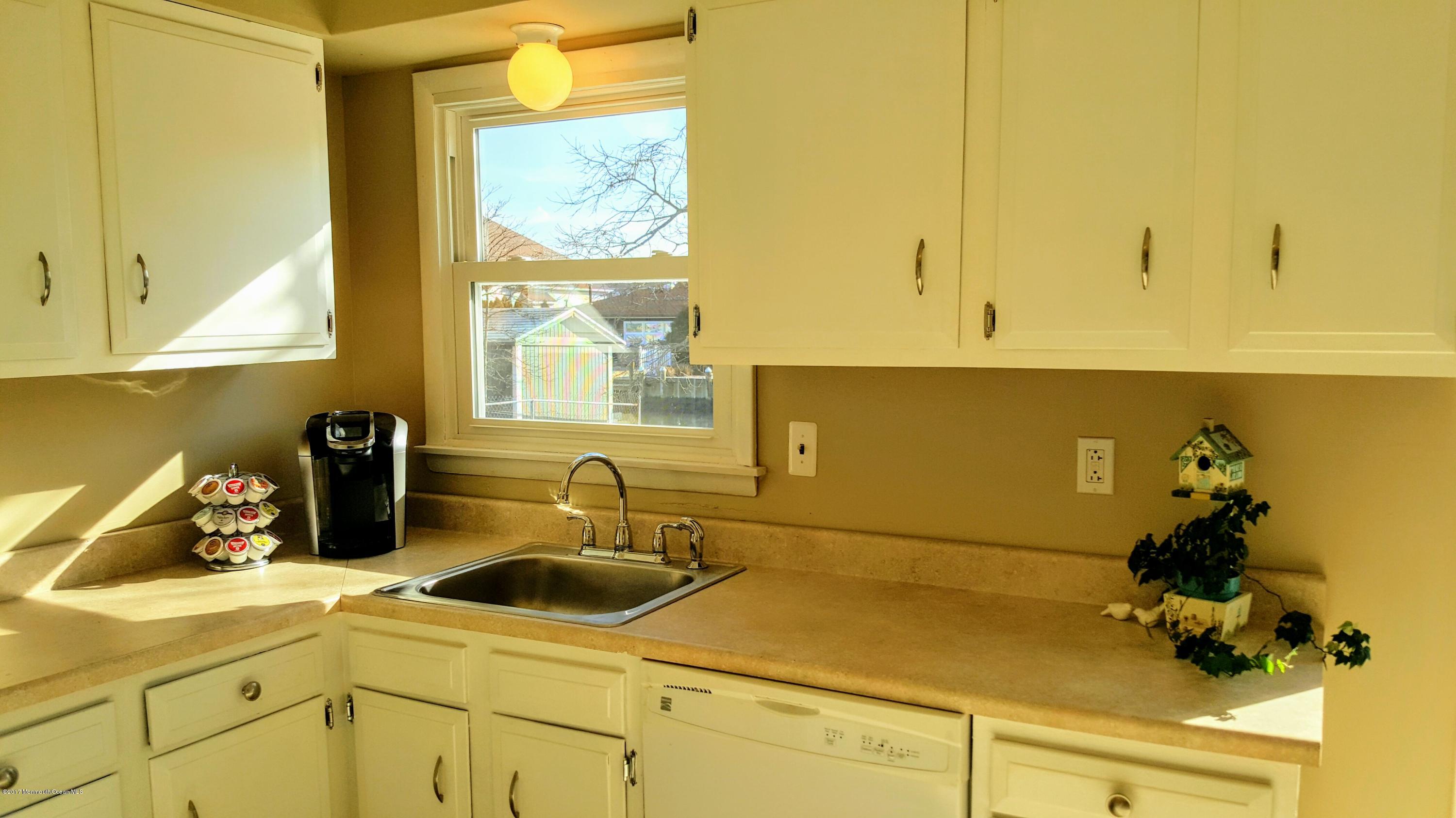 5 Commodore Drive Brick, NJ 08723 - Photo 8 of 32 20170116_110814