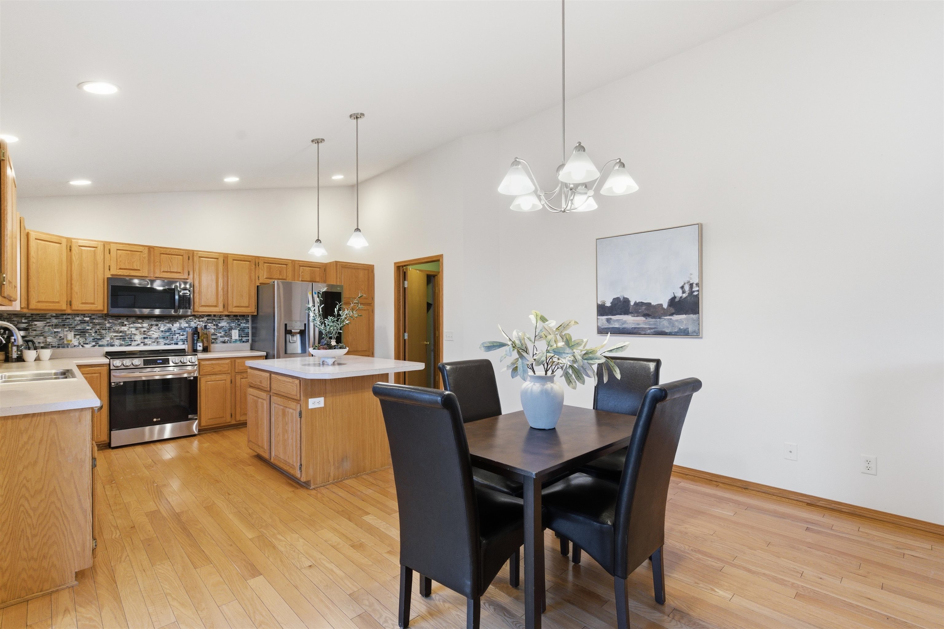 706 Amnicon Trail Madison, WI 53718 - Photo 14 of 44