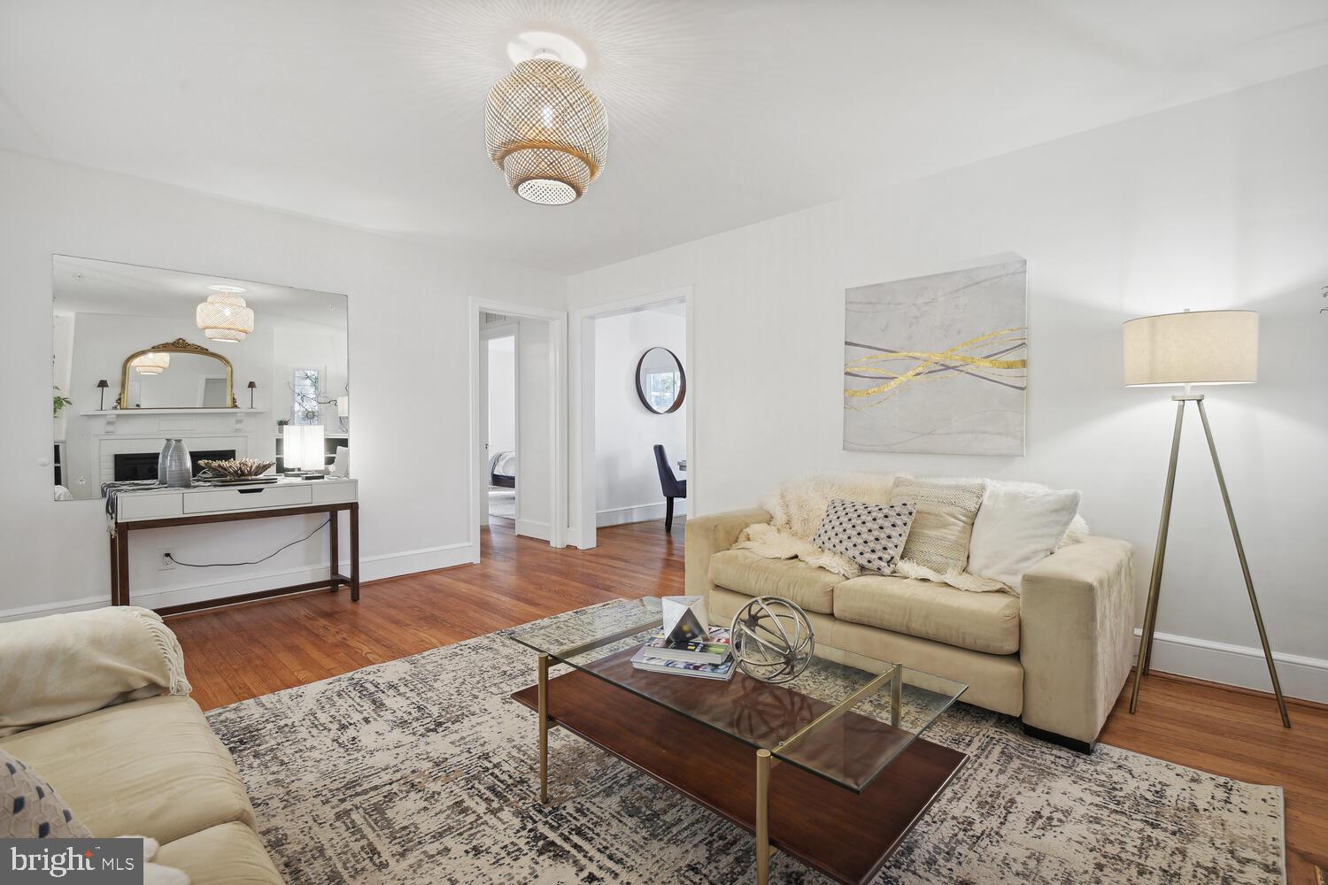 703 Bonifant Street Silver Spring, MD 20910 - Photo 13 of 48 Living Room
