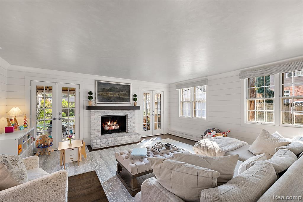 540 Lincoln Road Grosse Pointe, MI 48230 - Photo 22 of 60