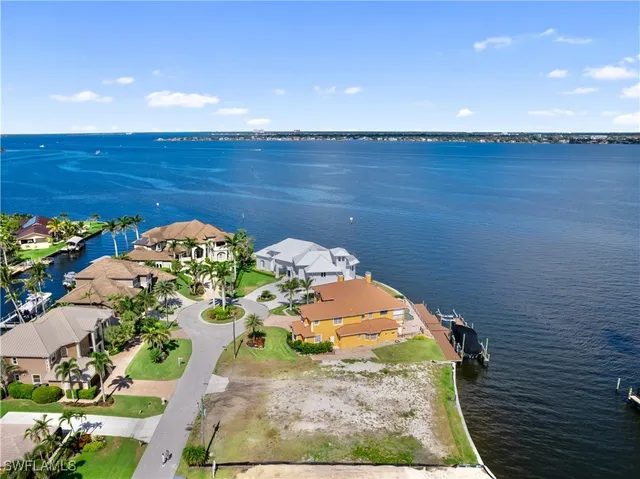 $1,679,000 | 799 Cypress Lake Circle, Fort Myers, FL 33919