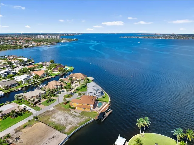 $1,679,000 | 799 Cypress Lake Circle, Fort Myers, FL 33919