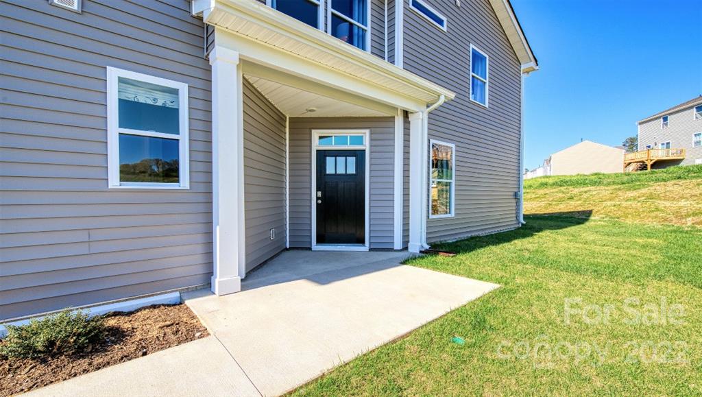 150 Creekview Road Hendersonville, NC 28792 - Photo 3 of 43 Gallery Image 3