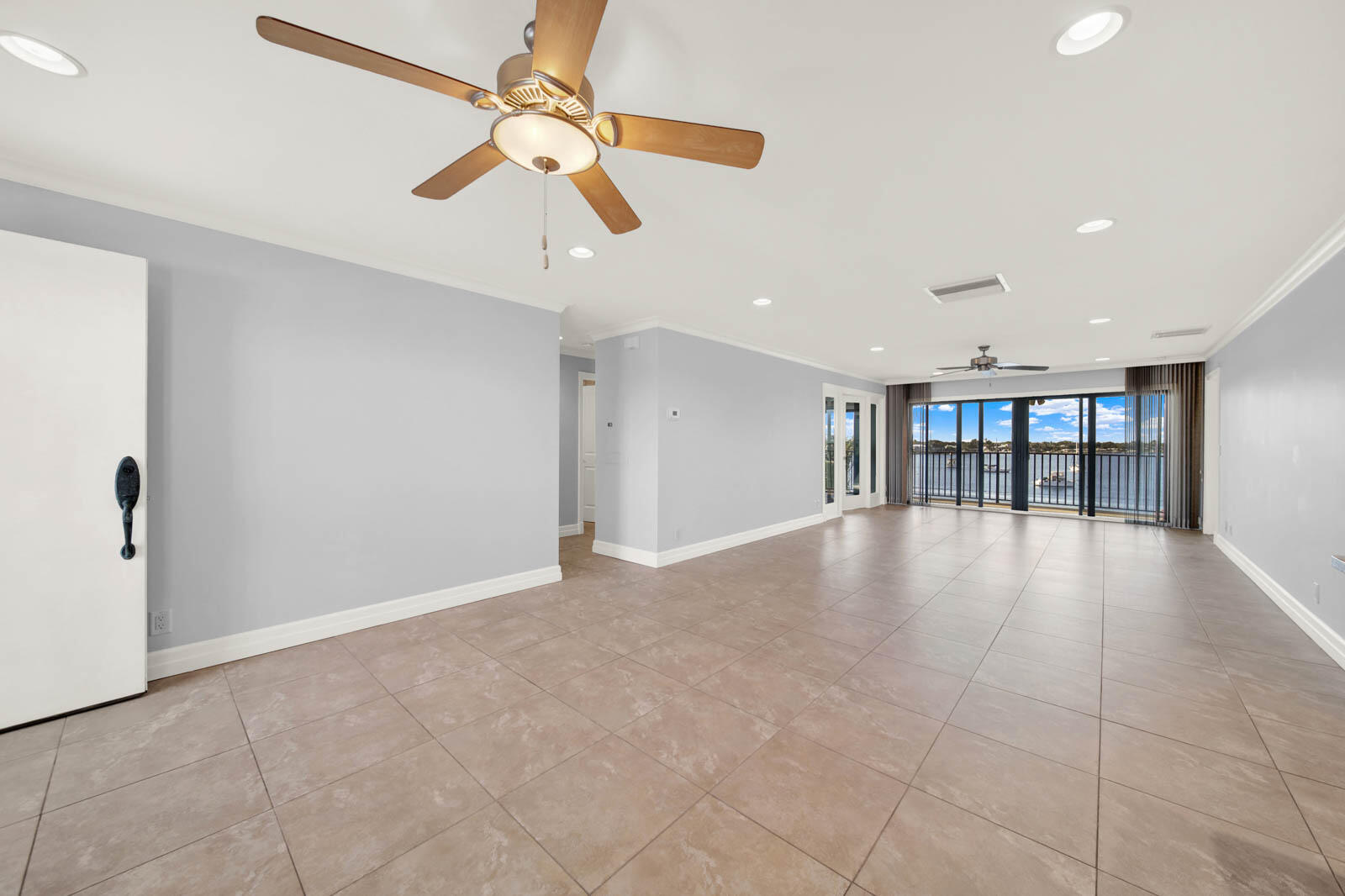 624 Southwest St Lucie Crescent, Unit 406 Stuart, FL 34994 - Photo 12 of 42 406_Edgewater-10