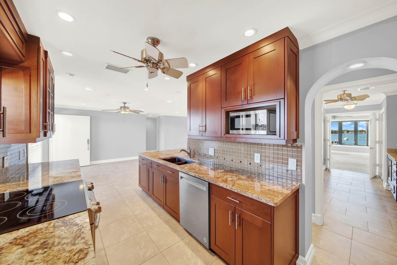 624 Southwest St Lucie Crescent, Unit 406 Stuart, FL 34994 - Photo 7 of 42 406_Edgewater-5