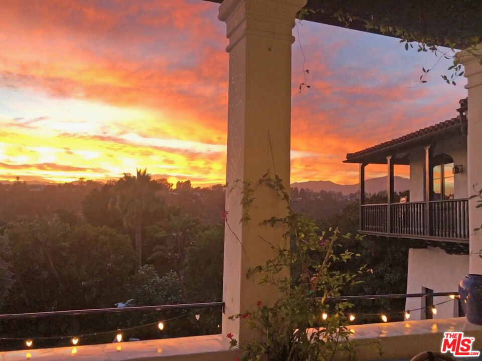 242 Mabery Road Santa Monica, CA 90402 - Photo 16 of 16 a view of a city from a balcony