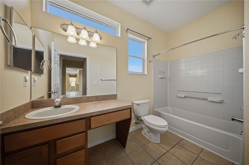 13158 Southeast 93rd Terrace Road Summerfield, FL 34491 - Photo 23 of 69 Gallery Image 23