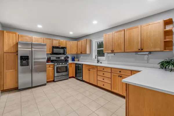 $540,000 | 160 Baker Road, Winterport, ME 04496