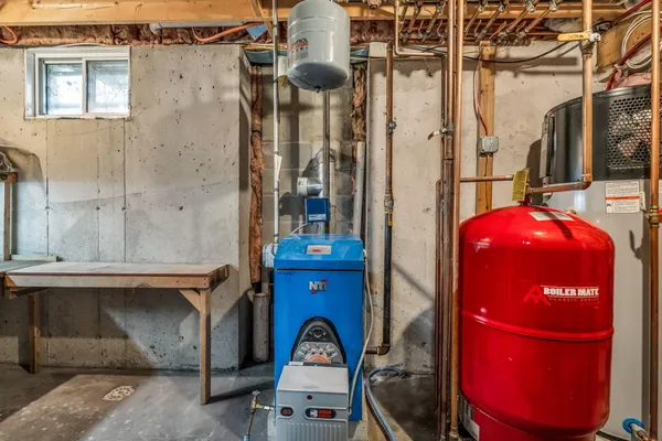 $540,000 | 160 Baker Road, Winterport, ME 04496