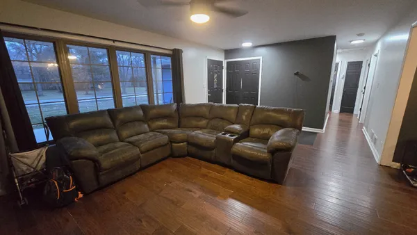 $312,000 | 2900 Spruce Drive, Crete, IL 60417