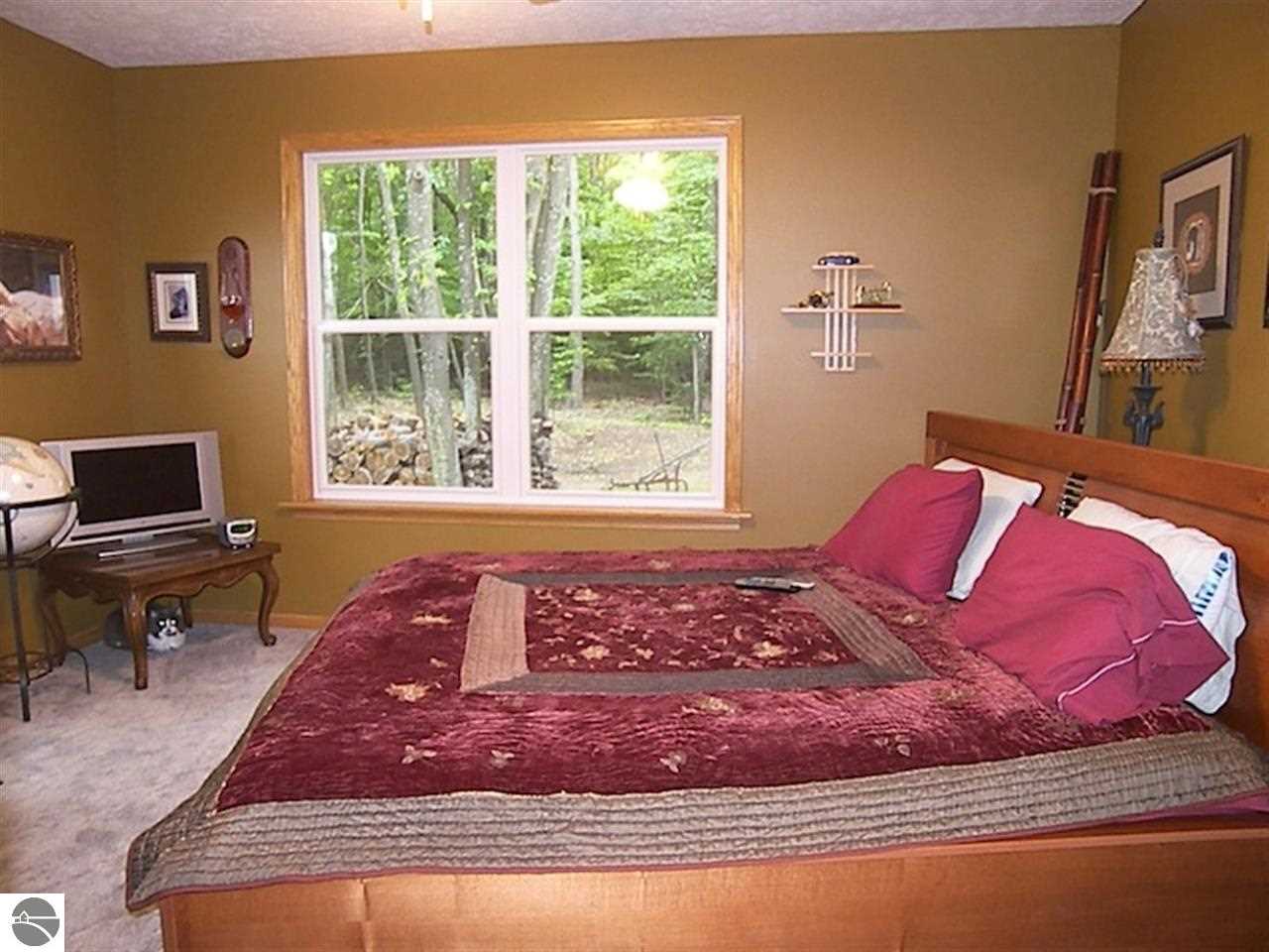 2072 West School Lake Road Maple City, MI 49664 - Photo 3 of 78 1776507-2.JPG