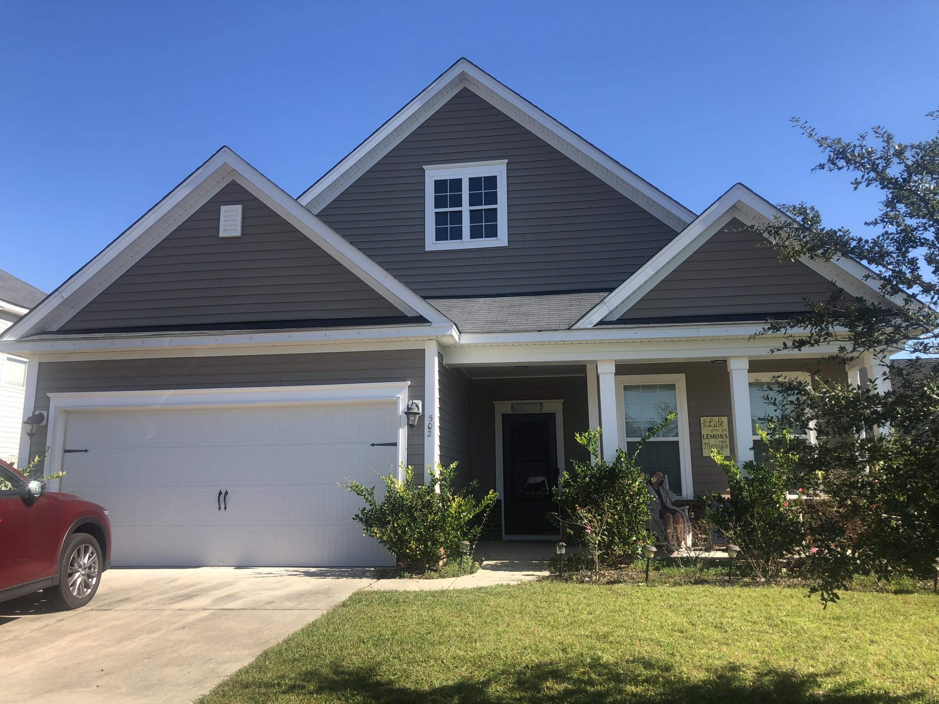 502 Magwood Road Summerville, SC 29486 - Photo 1 of 5 97989898-AEEC-4618-B81D-A8E3BD4304F9