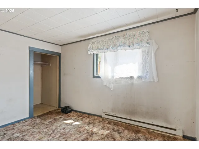 $330,000 | 624 Tunnel Road, Glendale, OR 97442