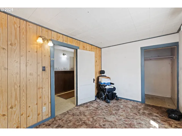 $330,000 | 624 Tunnel Road, Glendale, OR 97442