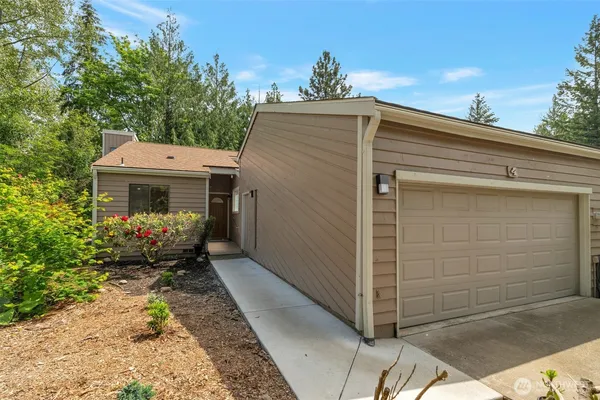 $435,000 | 25432 213th Place Southeast, Unit 4, Maple Valley, WA 98038