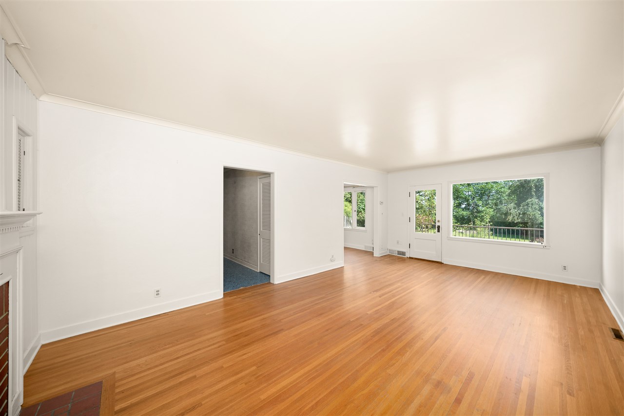 1203 East Overbluff Road Spokane, WA 99203 - Photo 2 of 20 Gallery Image 2