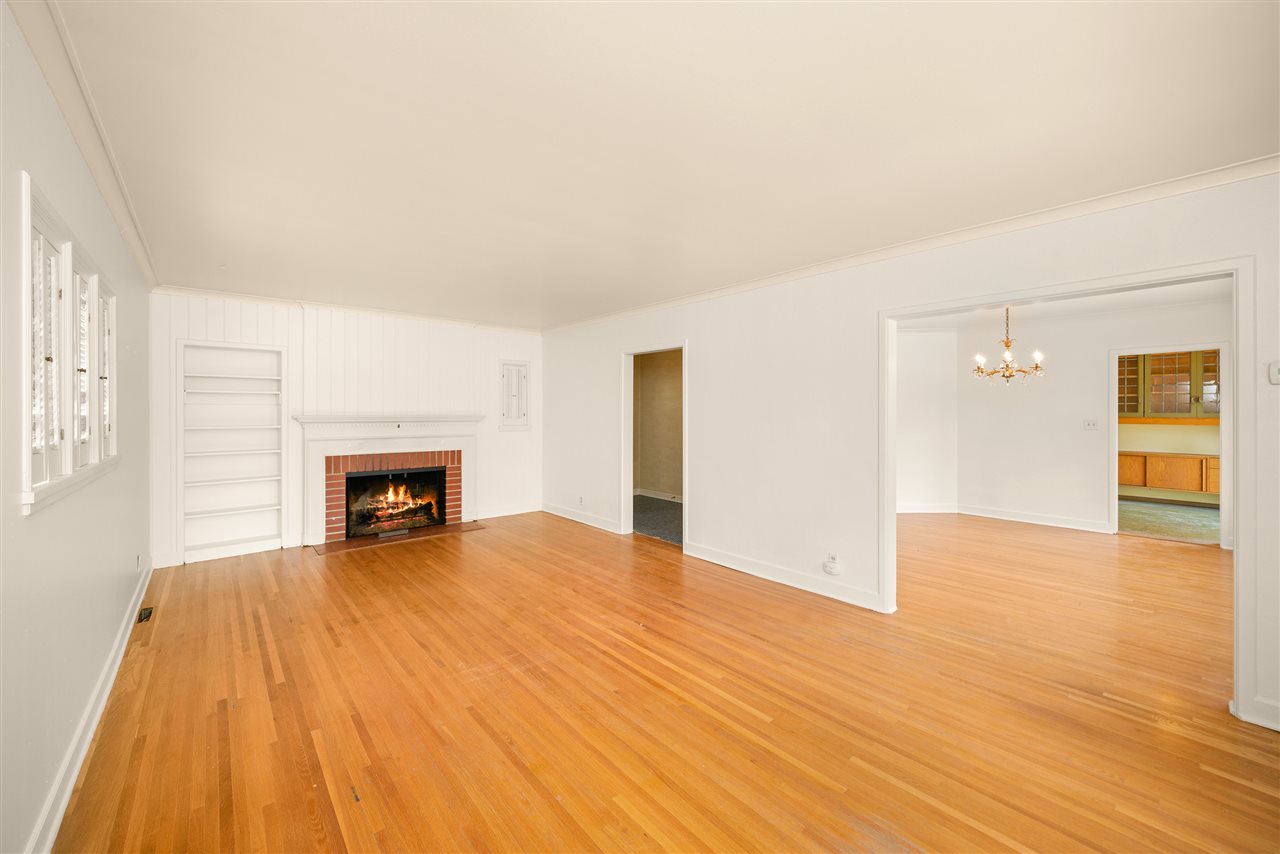 1203 East Overbluff Road Spokane, WA 99203 - Photo 3 of 20 Gallery Image 3