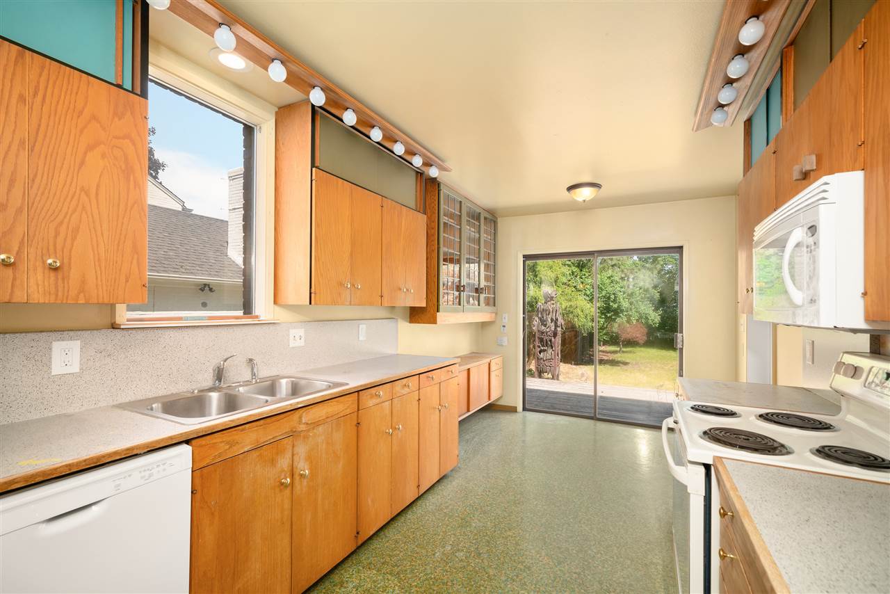 1203 East Overbluff Road Spokane, WA 99203 - Photo 5 of 20 Gallery Image 5
