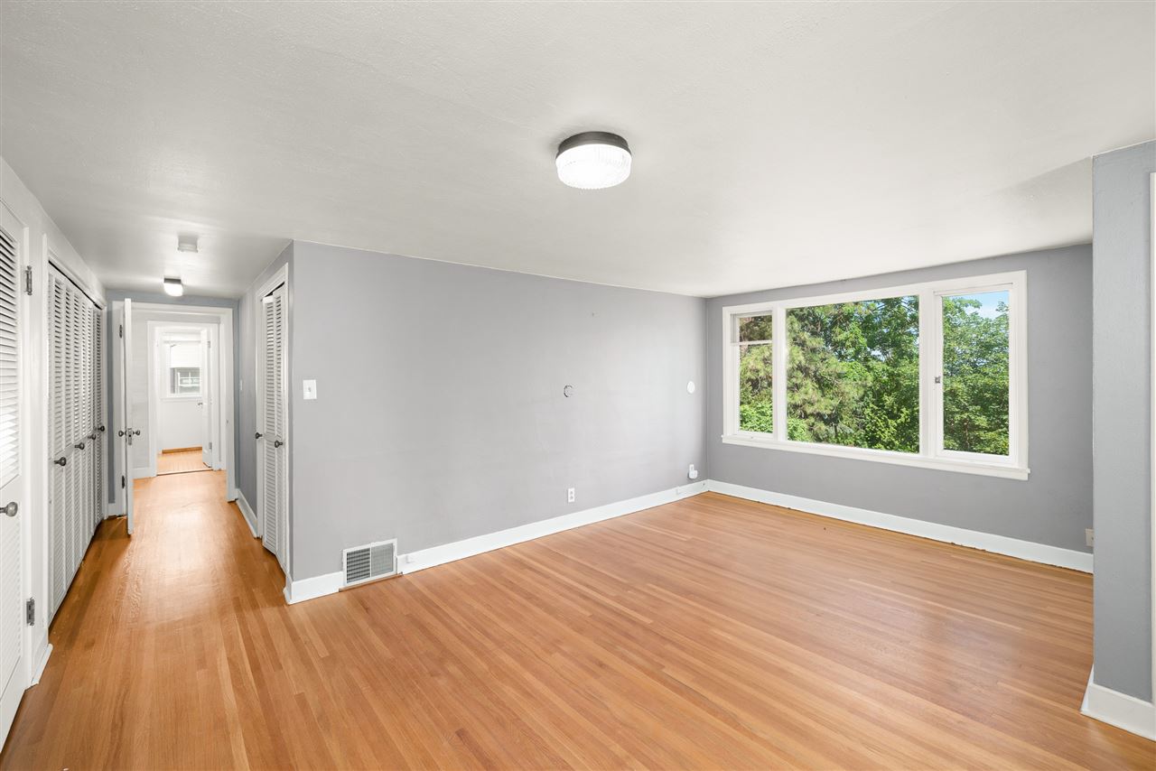 1203 East Overbluff Road Spokane, WA 99203 - Photo 8 of 20 Gallery Image 8