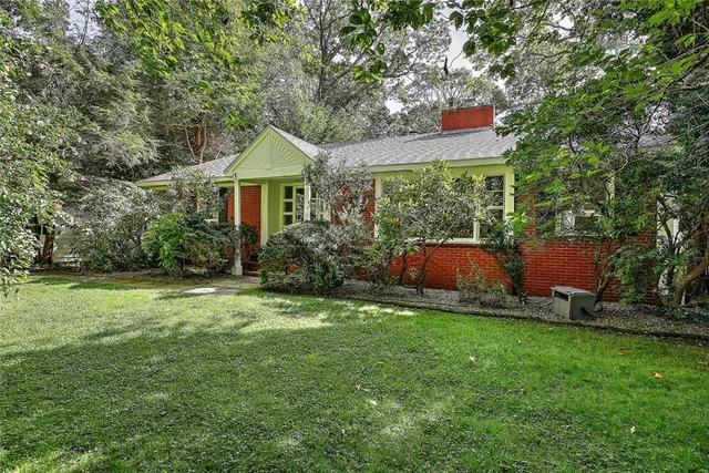 $695,000 | 79 Linden Drive, South Kingstown, RI 02881