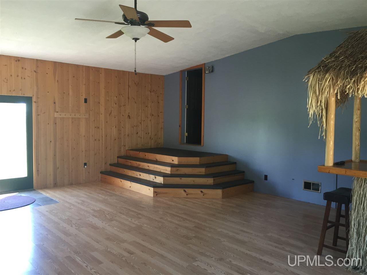 46870 Pilgrim Road Houghton, MI 49931 - Photo 9 of 16 Gallery Image 9