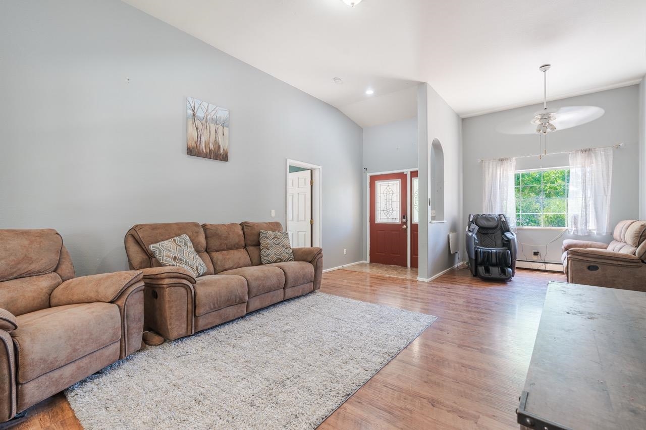 3228 F F 1/4 Road Clifton, CO 81520 - Photo 5 of 23