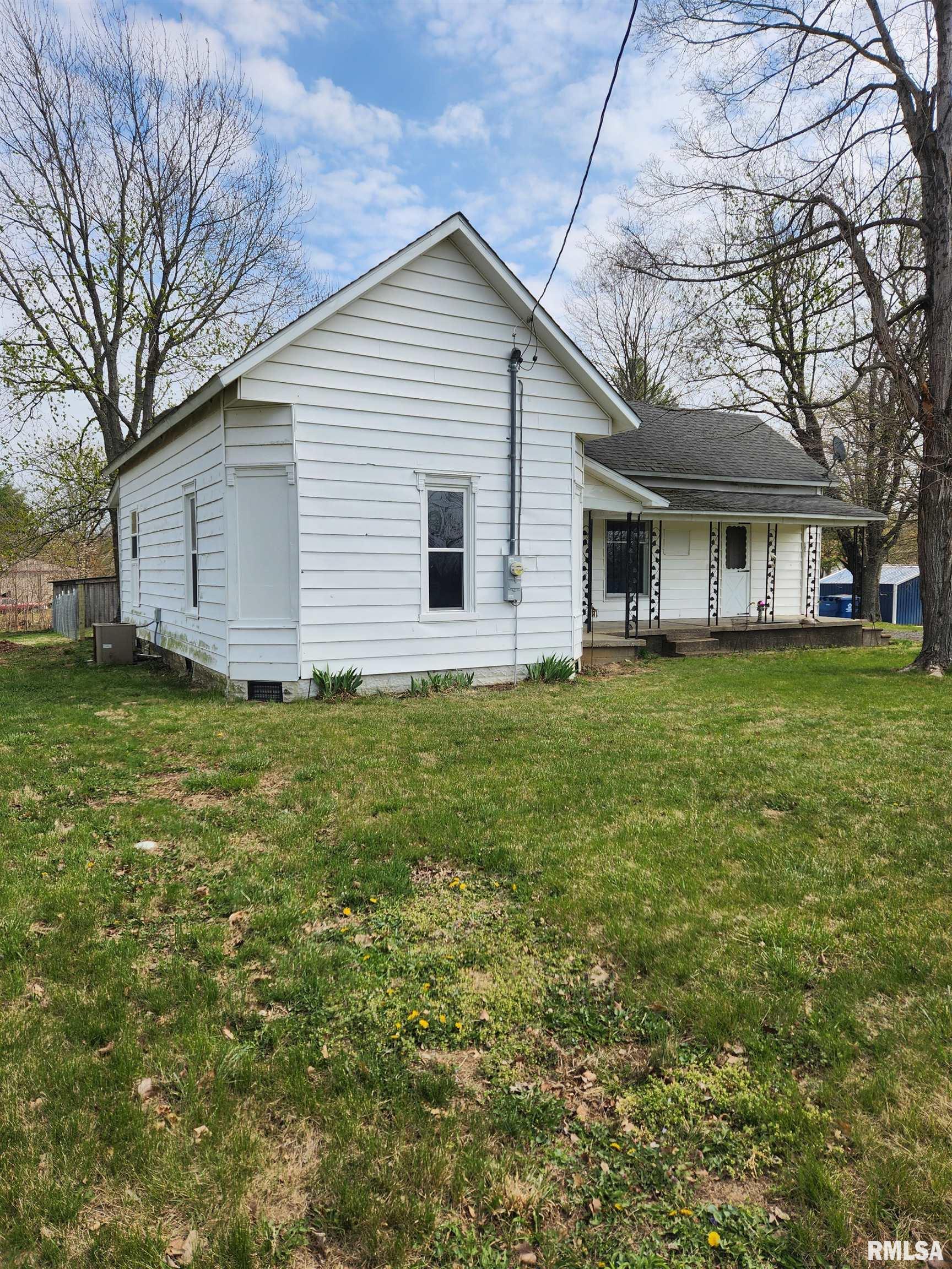 508 North Line Street Creal Springs, IL 62922 - Photo 2 of 20
