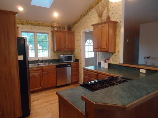 3696 MacArthur Road Muskegon, MI 49442 - Photo 2 of 17 3696 MacArthur 004