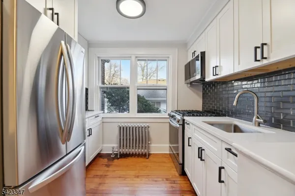 $2,350 | 50 Center Street, Chatham, NJ 07928