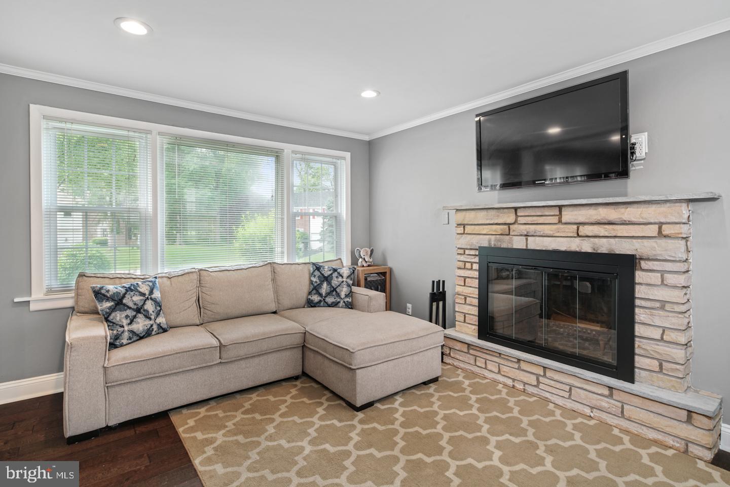 6 Edgewood Road Broomall, PA 19008 - Photo 11 of 24 Gallery Image 11