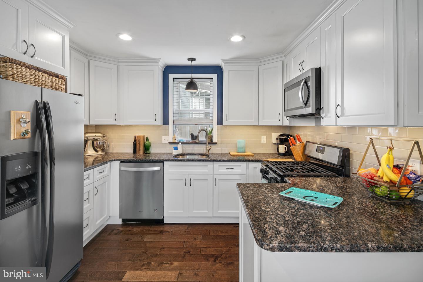 6 Edgewood Road Broomall, PA 19008 - Photo 8 of 24 Gallery Image 8