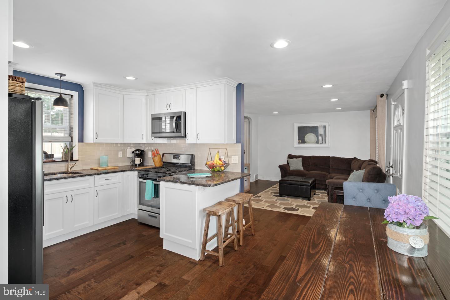 6 Edgewood Road Broomall, PA 19008 - Photo 9 of 24 Gallery Image 9