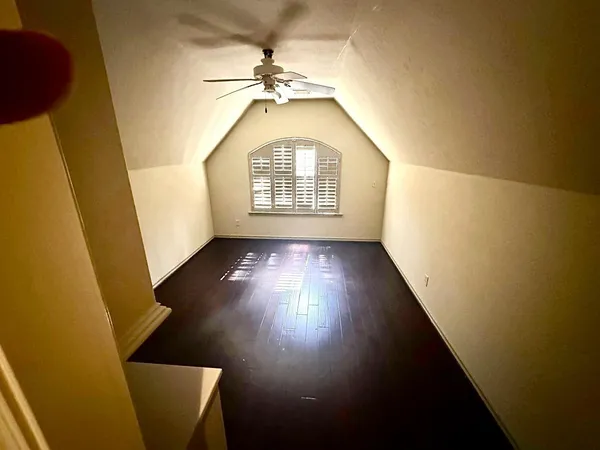 $4,000 | 38 Hillock Woods, Spring, TX 77380